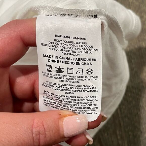 NWOT Converse Leopard Chuck Taylor Patch T-Shirt Slim Fit Crewneck White Small - Picture 4 of 5